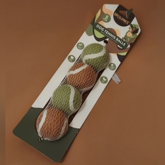 4 Mini Tennis Balls for Small Dogs Play Fetch/Catch Dog Toys Outdoor/Indoor NEW! - Picture 1 of 2